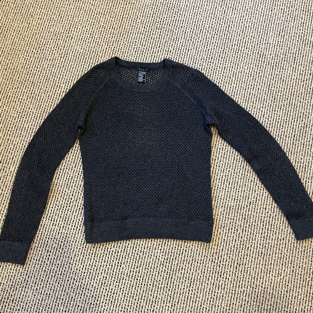 Theory sweater